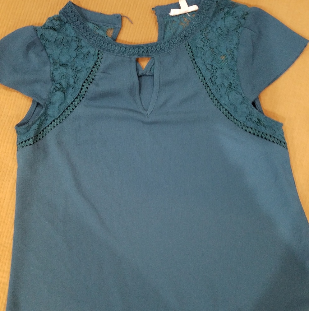 Turquoise top